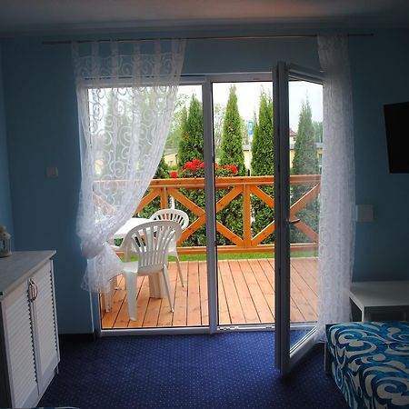 Hôtel Wrzos à Sianożęty Extérieur photo