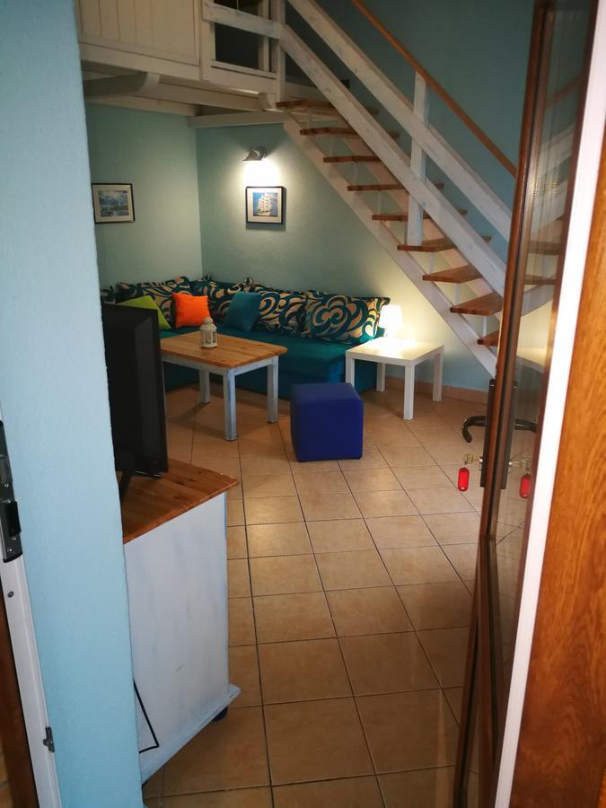 Hôtel Wrzos à Sianożęty Extérieur photo